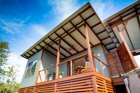 Lilypad Luxury Cabins - Dalby Accommodation 0