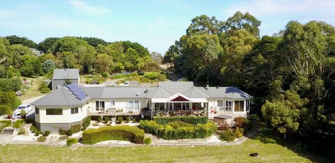 Llarrinda Bed & Breakfast - Dalby Accommodation 0