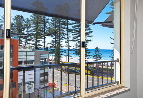 Manly Paradise Beachfront Motel And Apartments - Dalby Accommodation 1
