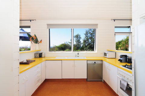 On The Beach Jervis Bay - Dalby Accommodation 1