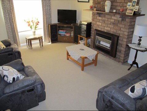 Pennell's Lysander Cottage - Dalby Accommodation 2