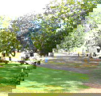 Poplars Caravan Park - Open For Essential Travel Only - Dalby Accommodation