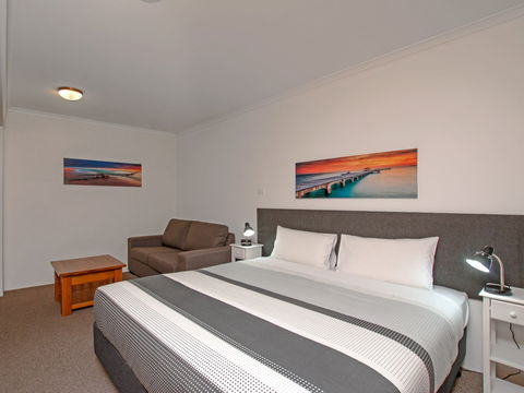 River Street Motel - Dalby Accommodation 0