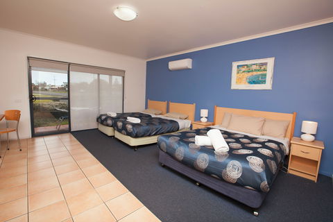 Seaview Motel And Apartments - Dalby Accommodation 2