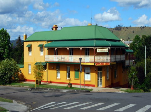 Settlers Arms Hotel - Dalby Accommodation 0