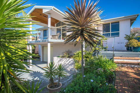 Summer Days - Dalby Accommodation 0