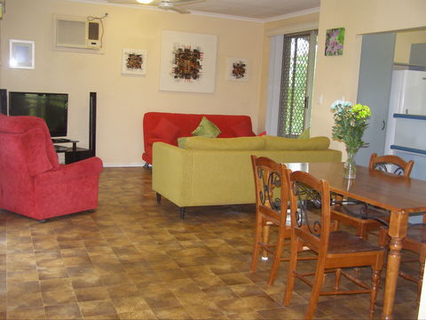 Wagait Beach Holiday Houses - Dalby Accommodation 2