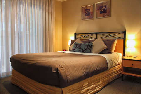 Wollongong Serviced Apartments - Dalby Accommodation 0