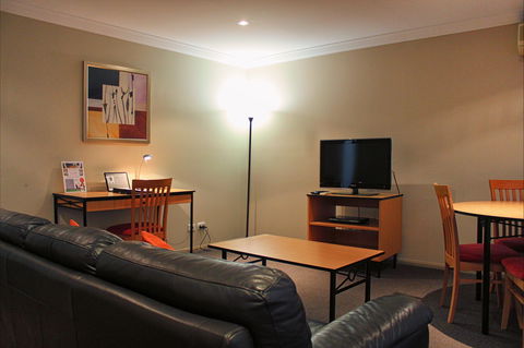 Wollongong Serviced Apartments - Dalby Accommodation 2