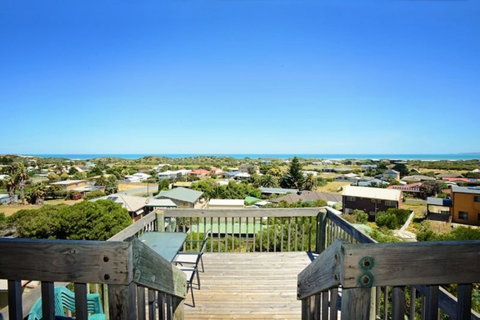 3 Henley Street - Goolwa Beach - Dalby Accommodation 0