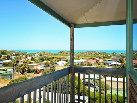 3 Henley Street - Goolwa Beach - Dalby Accommodation 1