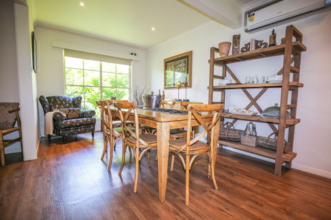 Abbeville - Dalby Accommodation 2