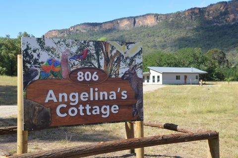 Angelina's Cottage - Capertee Valley - Dalby Accommodation 0