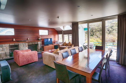 Aspect 2a - Dalby Accommodation 0