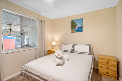 Balena Blu - Dalby Accommodation 0