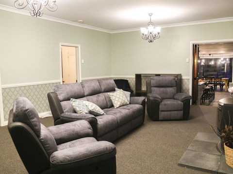 Ballachulish Farm Stay - Dalby Accommodation 2
