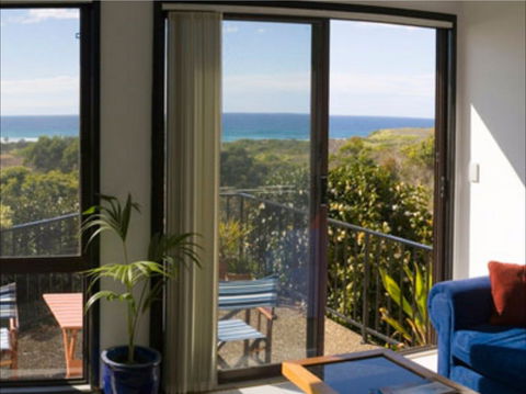 Beachfront Apartments Narooma - Dalby Accommodation 2