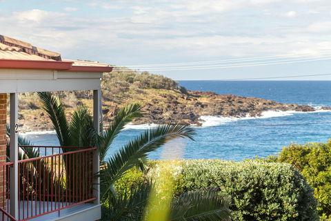 Blue Water Dreaming - Dalby Accommodation 0