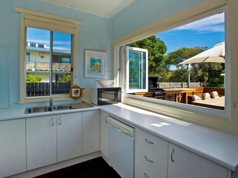 Blue River Shack - Dalby Accommodation 1