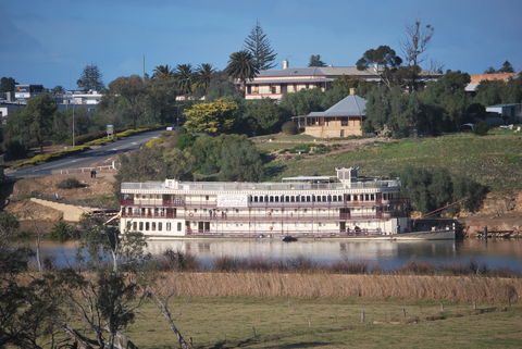 Brayfield Cottage - Dalby Accommodation 2