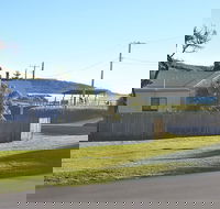 By The Beach at Catho - Dalby Accommodation