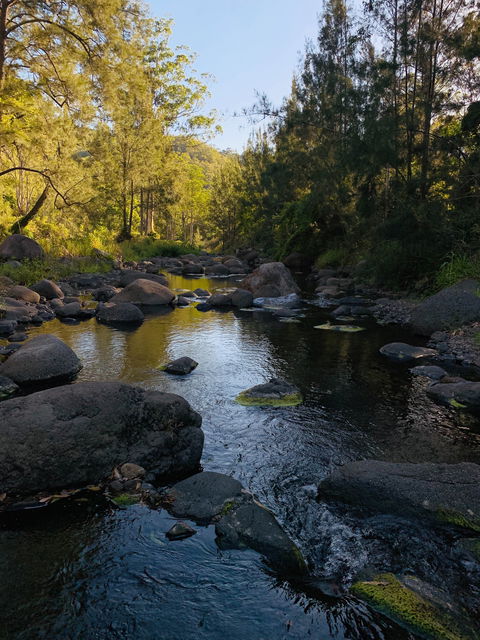 Cave Rock Cottages - Dalby Accommodation 0