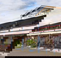 Crown Hotel Motel - Dalby Accommodation