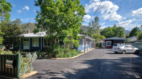 Edlin House - Dalby Accommodation 1