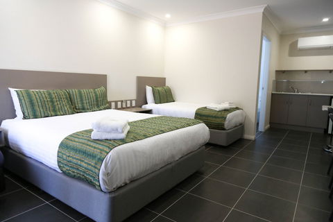 Exies Bagtown Motel - Dalby Accommodation 1