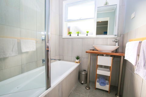 Fioras On Delany - Dalby Accommodation 2
