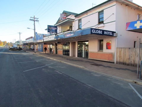 Globe Hotel Bombala - Dalby Accommodation 0