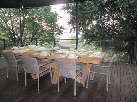 Golden Sands Retreat - Dalby Accommodation 1
