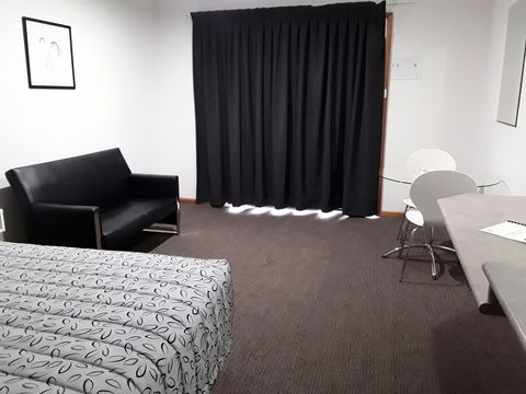 Keith Motor Inn - Dalby Accommodation 0