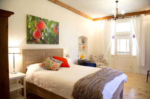 Marananga Cottages - Dalby Accommodation 2