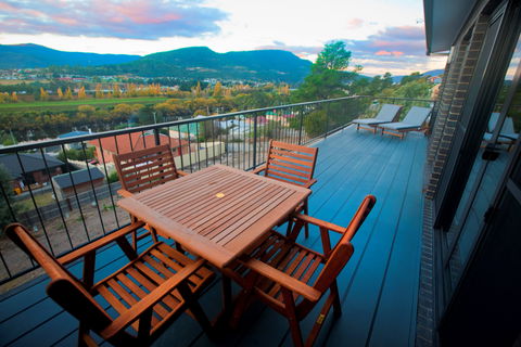 New Norfolk Apartments - Dalby Accommodation 0