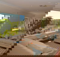 Pat and Ted's in the Piccadilly Valley - Dalby Accommodation