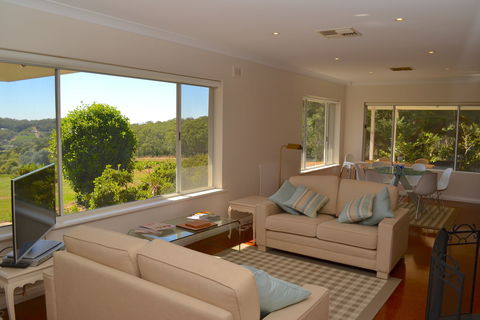 Pat And Ted's In The Piccadilly Valley - Dalby Accommodation 0