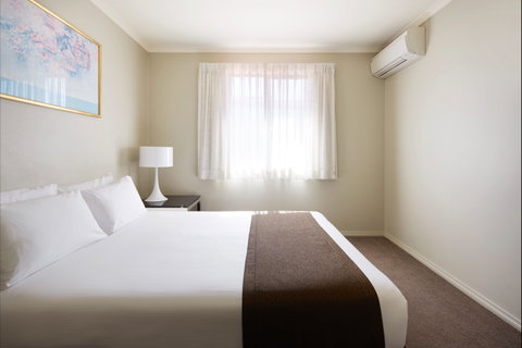 Pinnacle Apartments - Dalby Accommodation 2