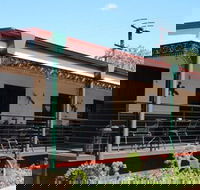 Pine Creek Railway Resort - Dalby Accommodation
