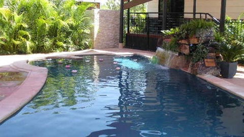 Pine Creek Railway Resort - Dalby Accommodation 1