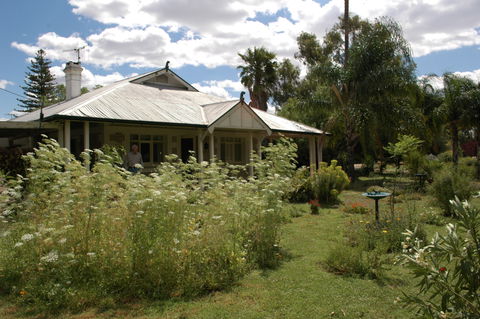 Renmark Holiday Home Willows & Waterbirds - Dalby Accommodation 1