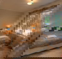 Restaway Holiday Units - Dalby Accommodation