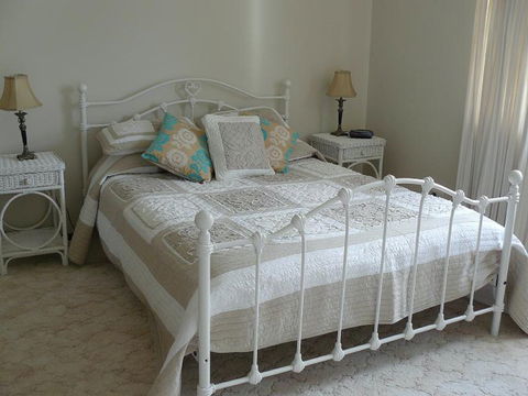 Rumbalara Cottage - Dalby Accommodation 1