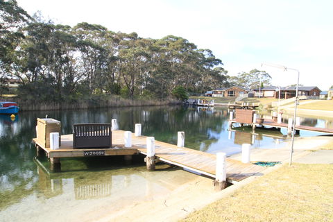 Snapper Lodge Waterfront - Dalby Accommodation 1