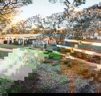 Strawhouse - Dalby Accommodation