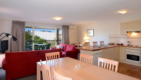 Terralong Terrace Apartments - Dalby Accommodation 2