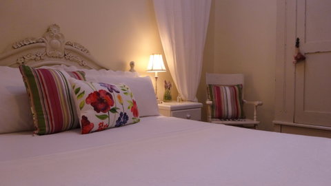 The Globe Inn - Dalby Accommodation 0