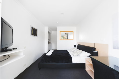 The Manly Hotel Est. 1964 - Dalby Accommodation 0