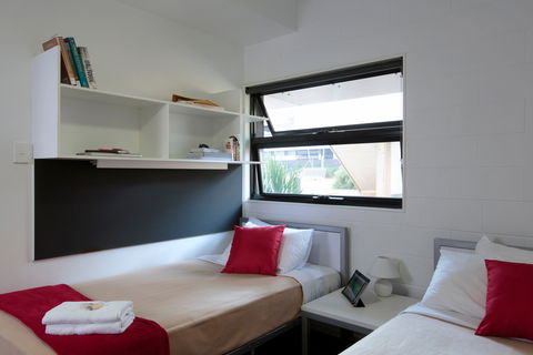 Western Sydney University Village Parramatta - Dalby Accommodation 1