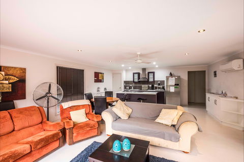 63 Marks Landing -River Shack Rentals - Dalby Accommodation 1